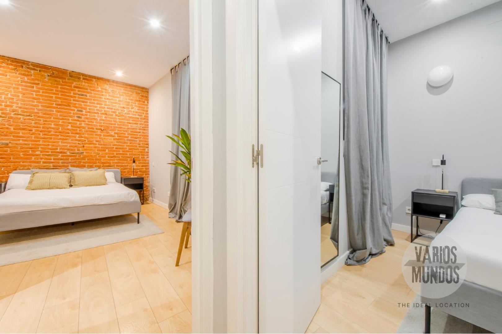 Confort Madrileno Para 8 En Tirso De Molina E2 Экстерьер фото